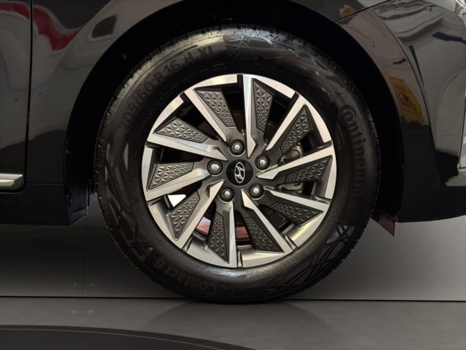 2025 Hyundai Ioniq