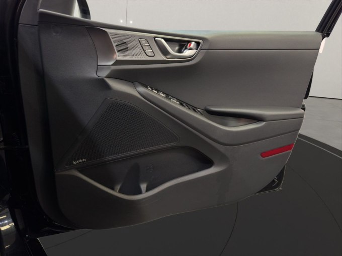 2025 Hyundai Ioniq