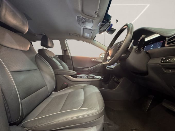 2025 Hyundai Ioniq