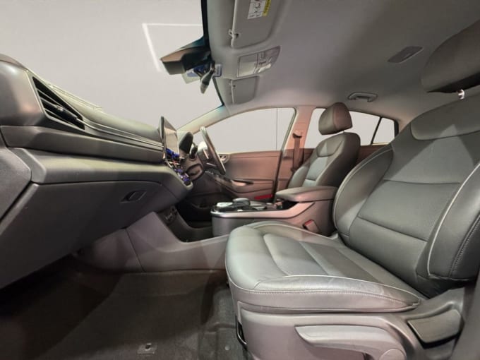 2025 Hyundai Ioniq