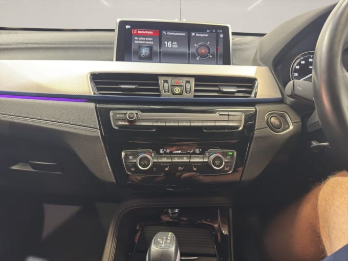 2025 BMW X1