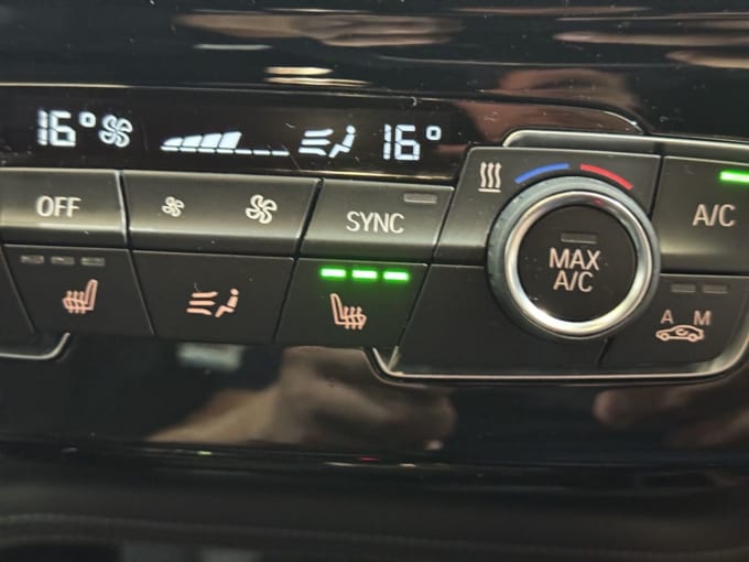 2025 BMW X1