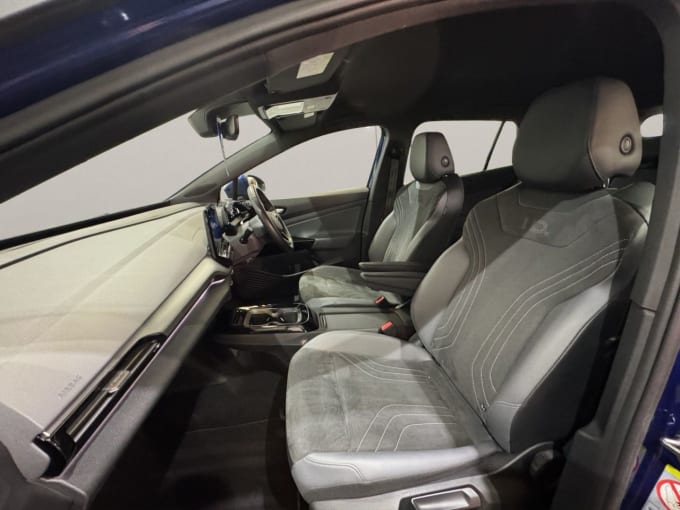 2025 Volkswagen 181