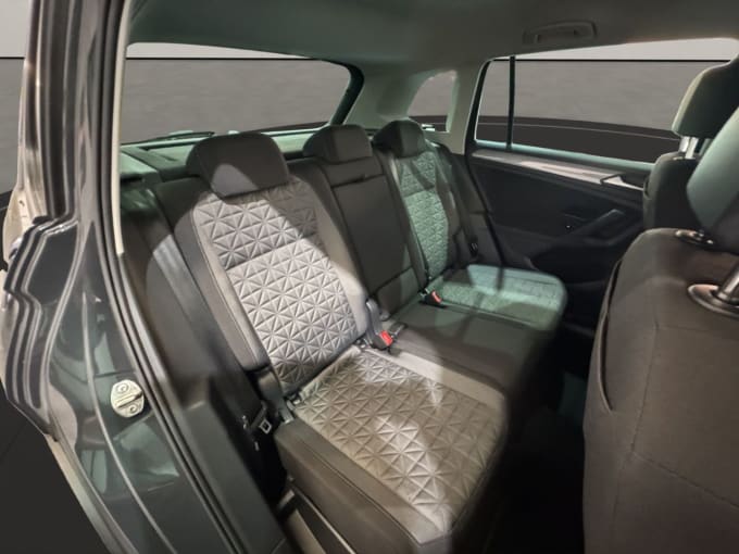 2025 Volkswagen Tiguan