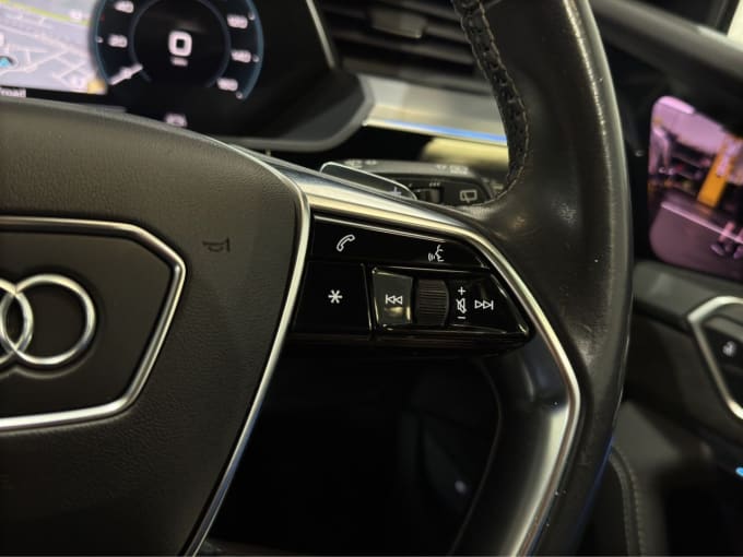 2025 Audi E-tron