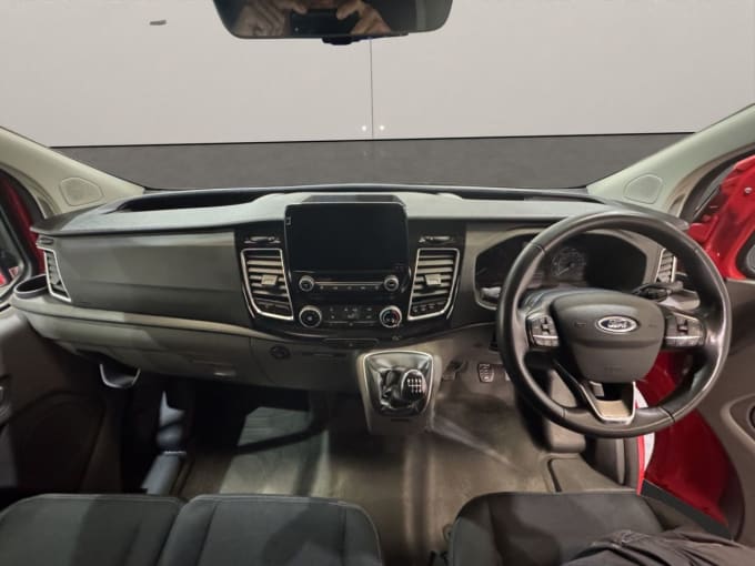 2025 Ford Transit Custom