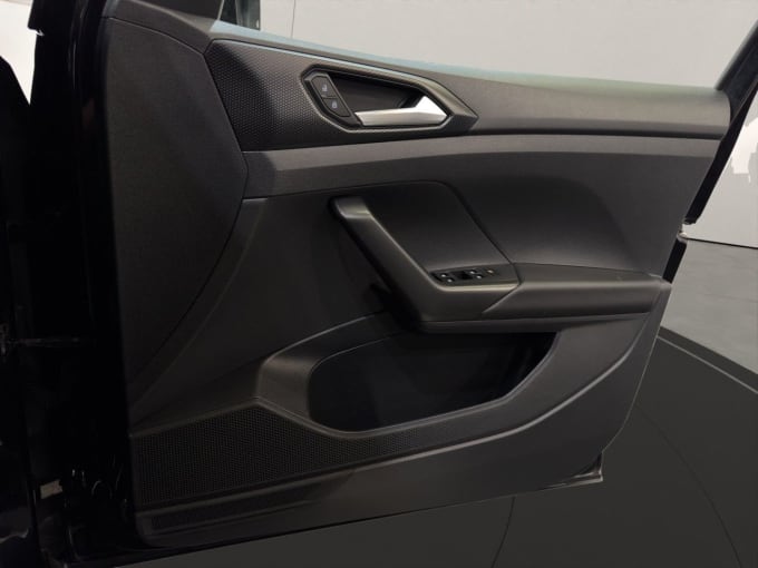 2025 Volkswagen T-cross