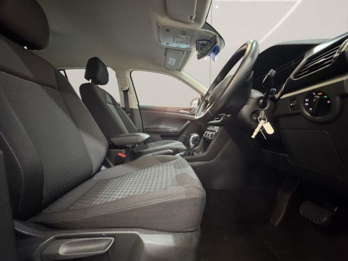 2025 Volkswagen T-cross