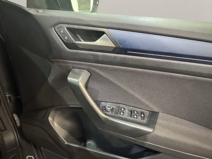 2025 Volkswagen T-roc