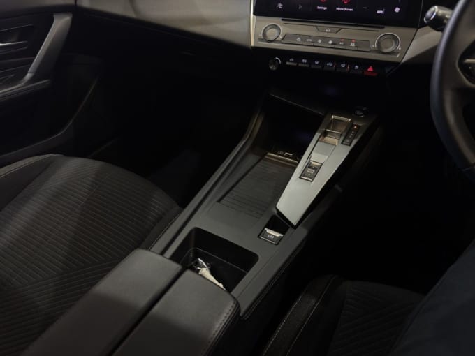 2025 Peugeot 308