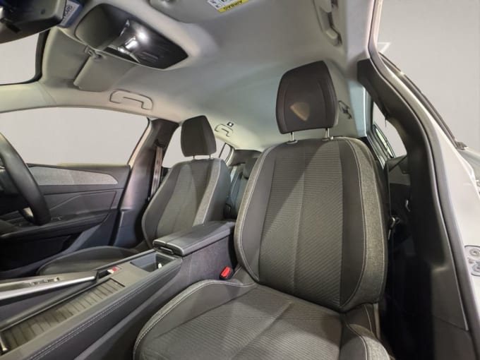 2025 Peugeot 308