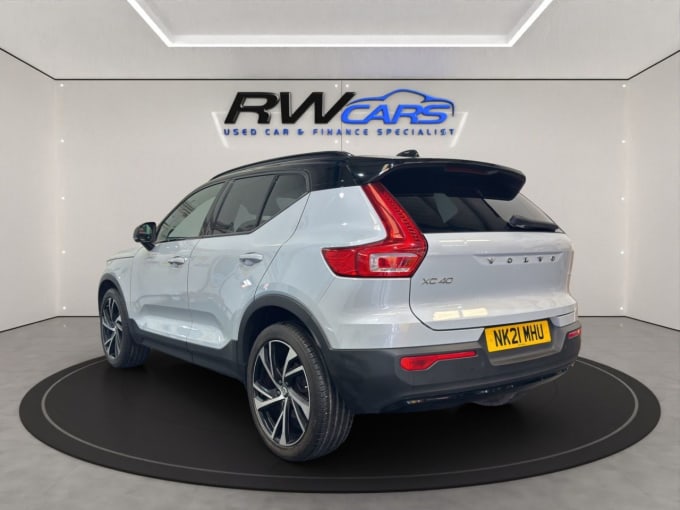 2025 Volvo Xc40
