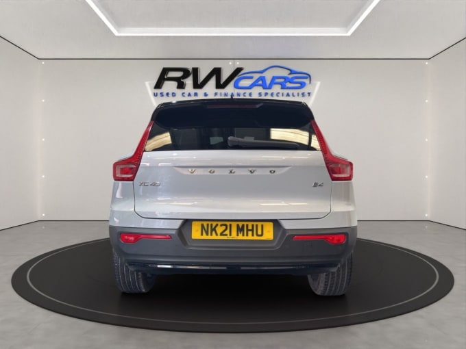 2025 Volvo Xc40