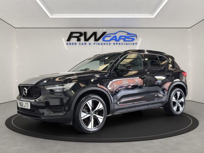 2025 Volvo Xc40