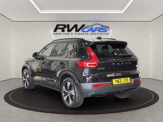 2025 Volvo Xc40