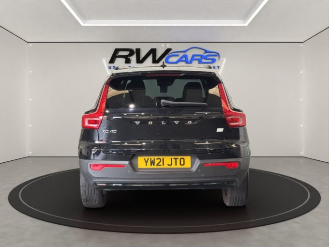 2025 Volvo Xc40