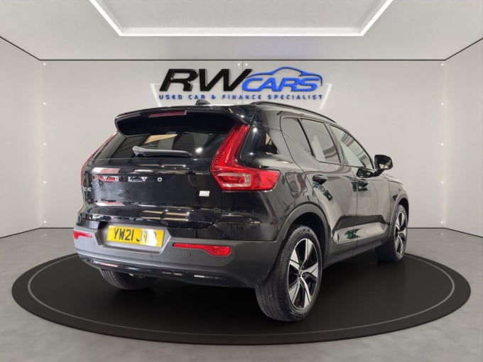 2025 Volvo Xc40