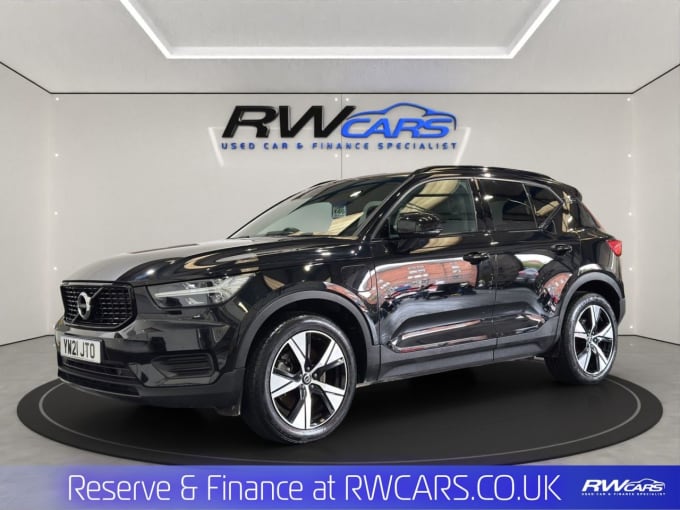 2025 Volvo Xc40