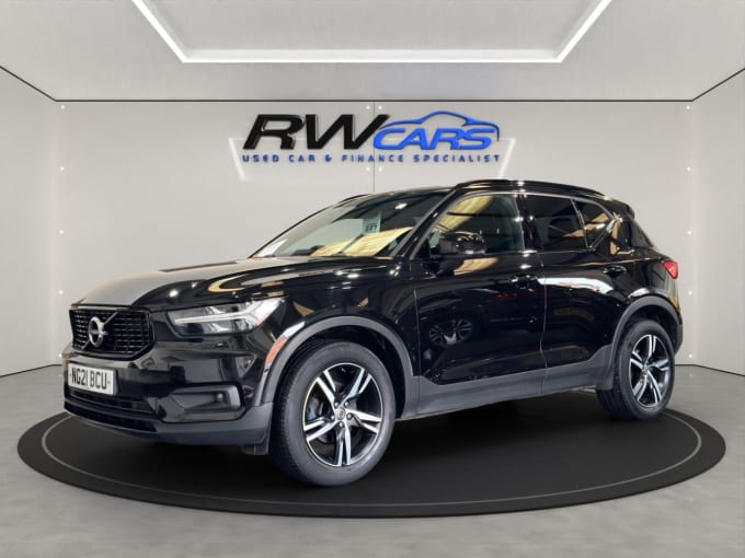 2025 Volvo Xc40