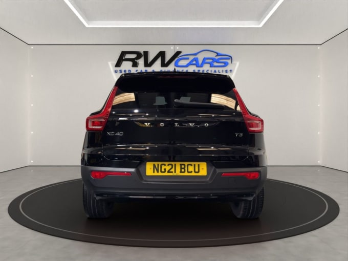 2025 Volvo Xc40