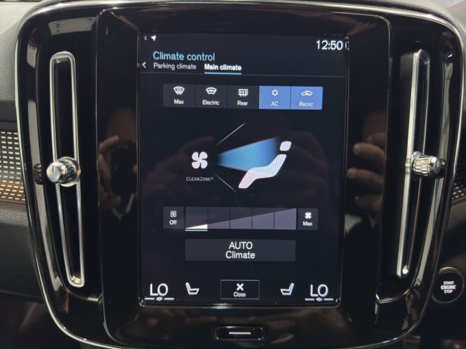 2025 Volvo Xc40