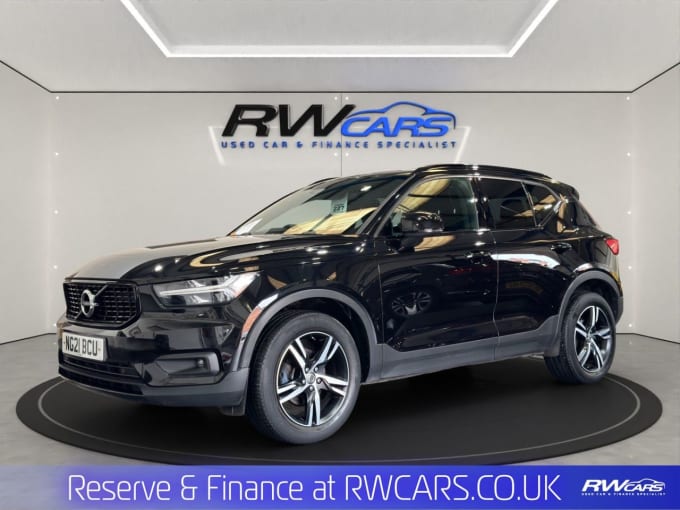 2025 Volvo Xc40