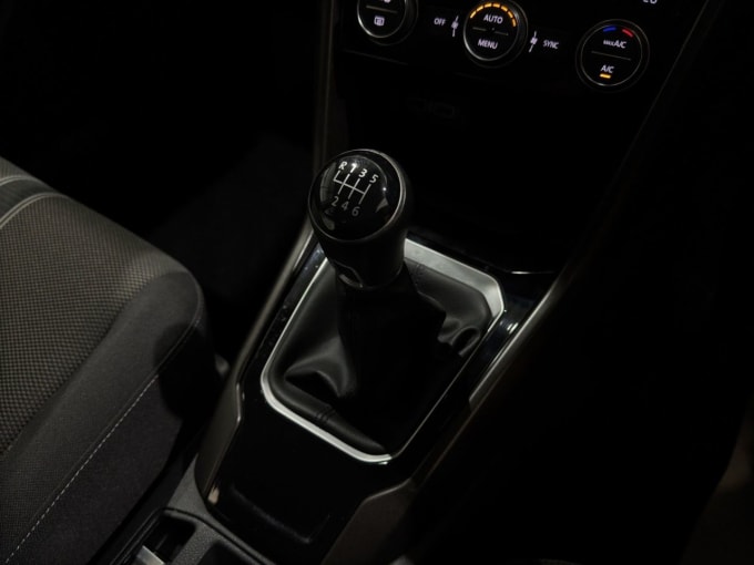2025 Volkswagen T-roc