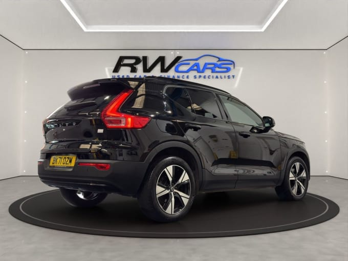2025 Volvo Xc40