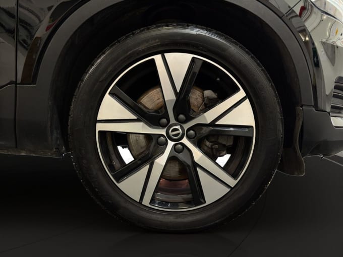 2025 Volvo Xc40