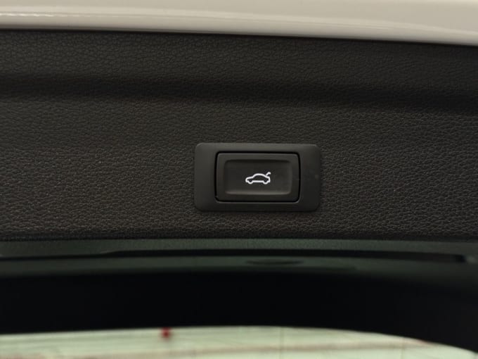 2020 Audi Q3