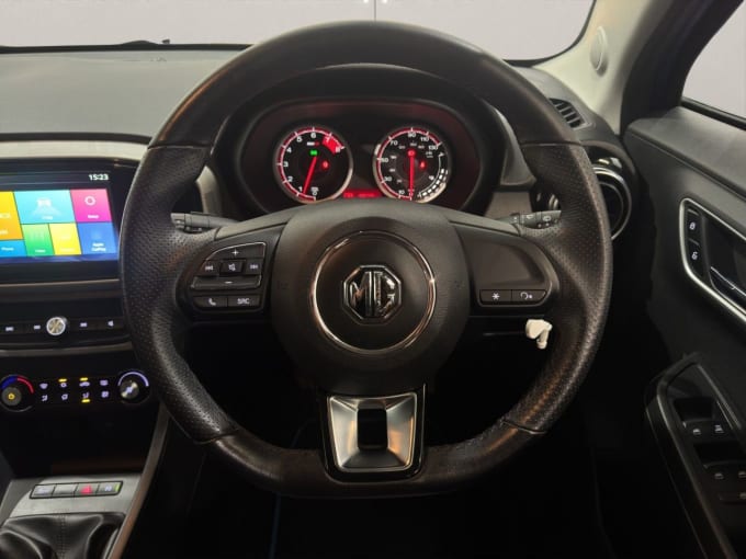 2025 Mg Mg3