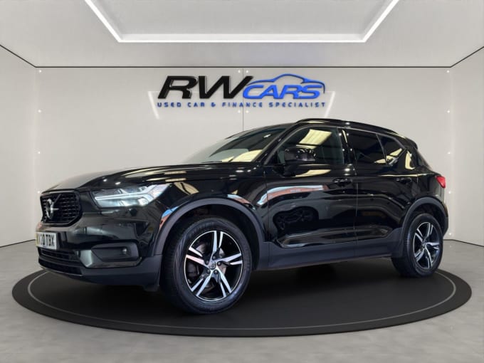 2025 Volvo Xc40