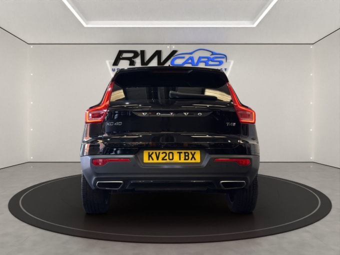 2025 Volvo Xc40