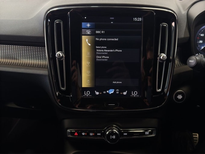 2025 Volvo Xc40