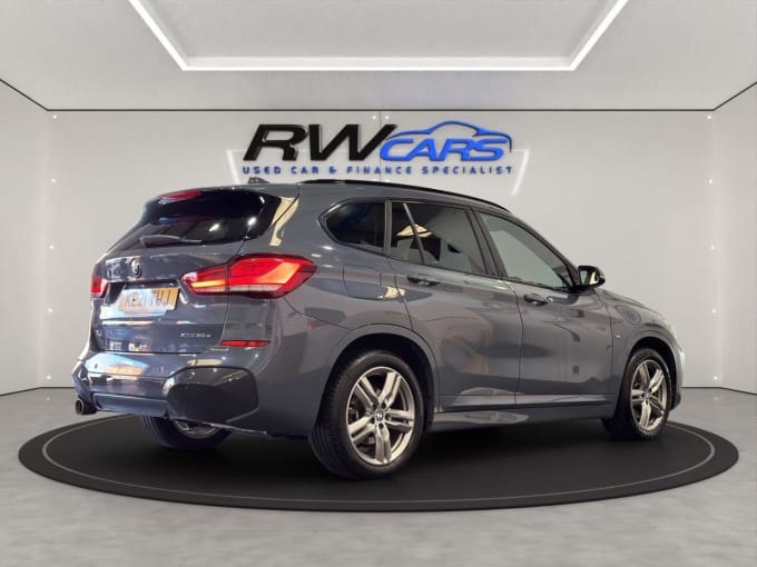 2025 BMW X1