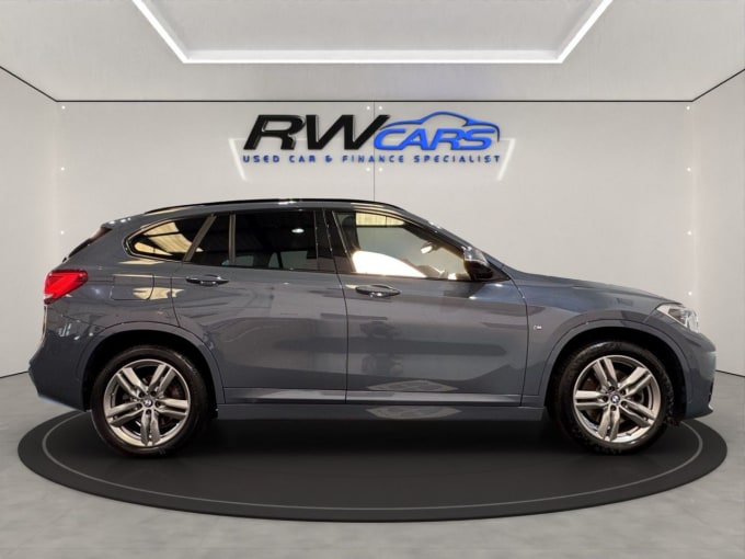 2025 BMW X1