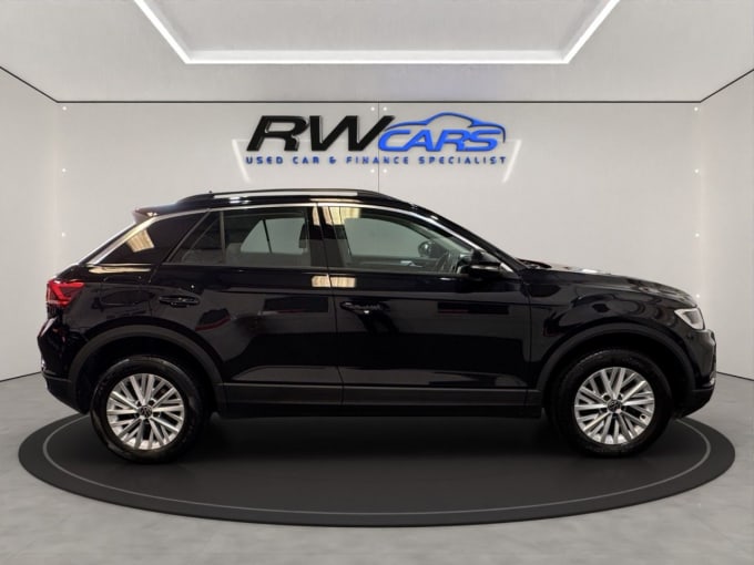 2025 Volkswagen T-roc