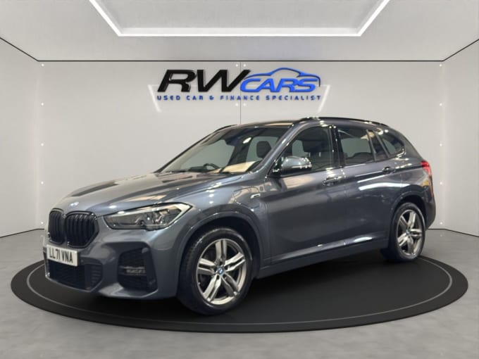 2025 BMW X1