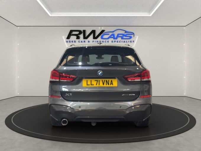 2025 BMW X1