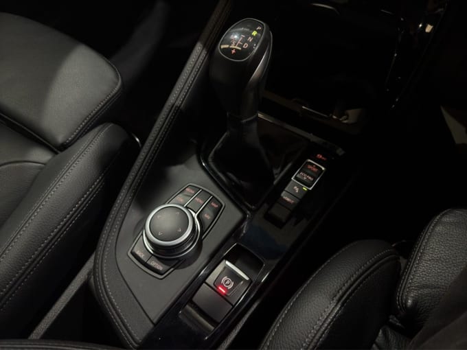 2025 BMW X1