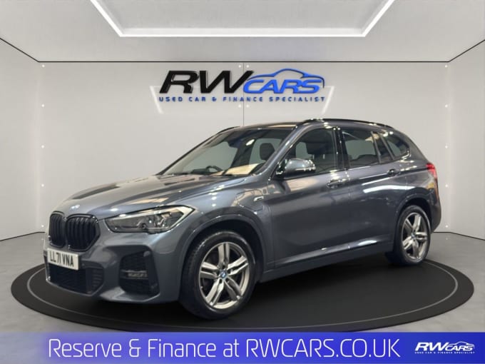2025 BMW X1