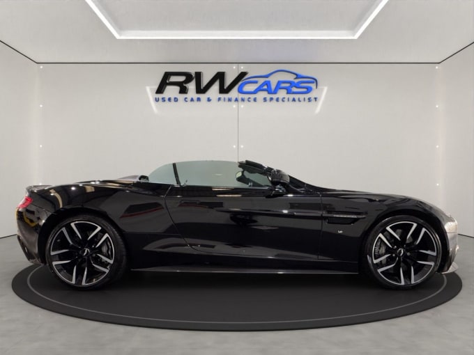 2025 Aston Martin Vanquish