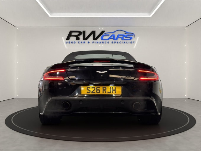 2025 Aston Martin Vanquish
