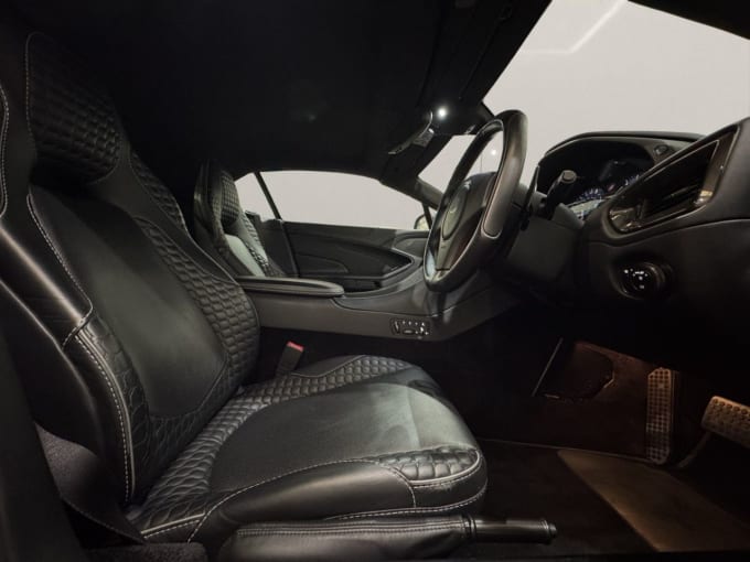 2025 Aston Martin Vanquish
