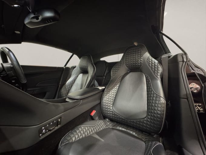 2025 Aston Martin Vanquish
