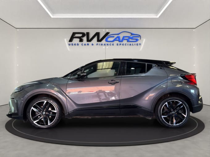 2025 Toyota C-hr