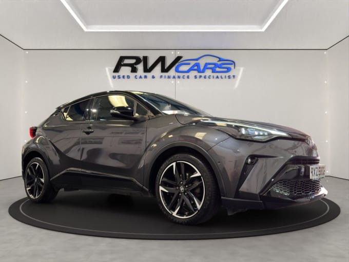 2025 Toyota C-hr