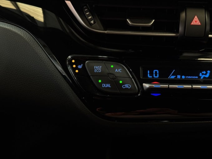 2025 Toyota C-hr