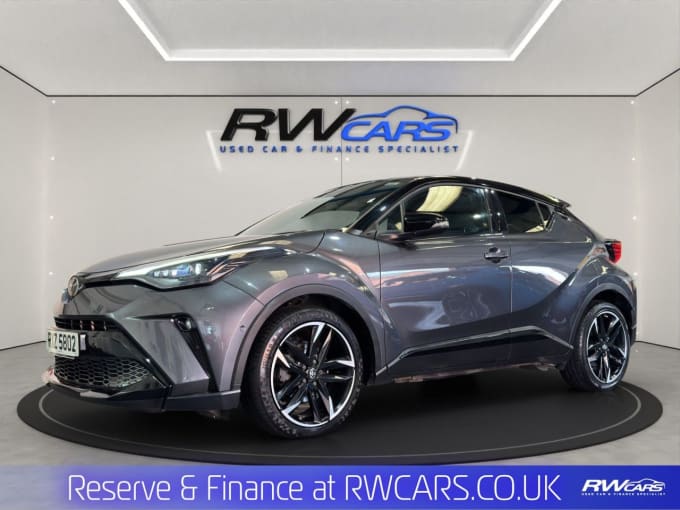 2025 Toyota C-hr
