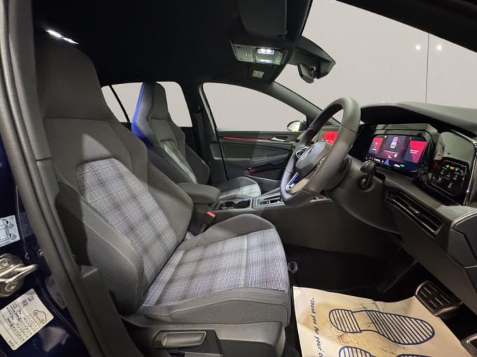 2025 Volkswagen Golf